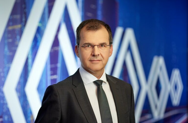 Jan Ptacek prend les commandes de Renault Véhicules Utilitaires