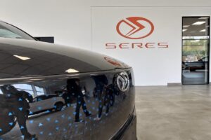 SN Diffusion poursuit les constructeurs chinois Leapmotor et Seres en justice