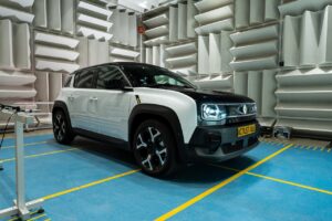 Comment Renault crée plus vite et moins cher
