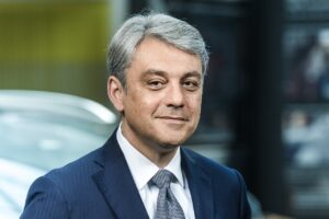 Kering officialise l'arrivée de Luca de Meo