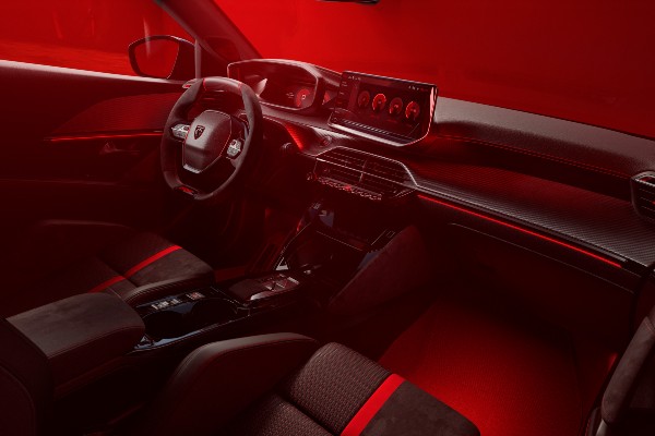 peugeot e208 GTI interieur