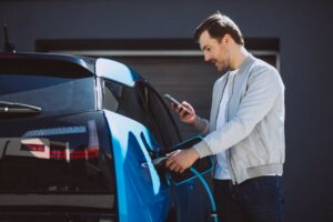 Alphabet s’associe à Casawatt pour simplifier la recharge à domicile