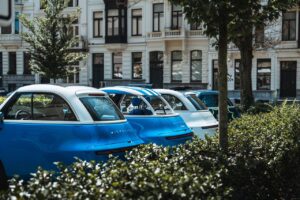 Microlino change son mode de distribution en France