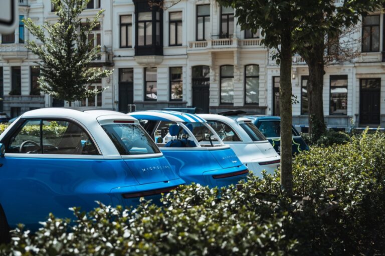 Microlino change son mode de distribution en France