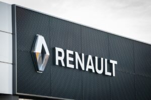 Renault voit son bénéfice reculer de 69 % et reste prudent sur l'avenir