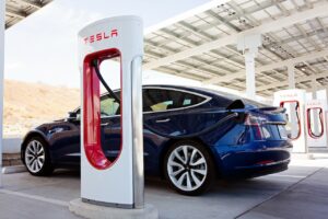 Tesla voit ses ventes mondiales chuter au deuxième trimestre 2025
