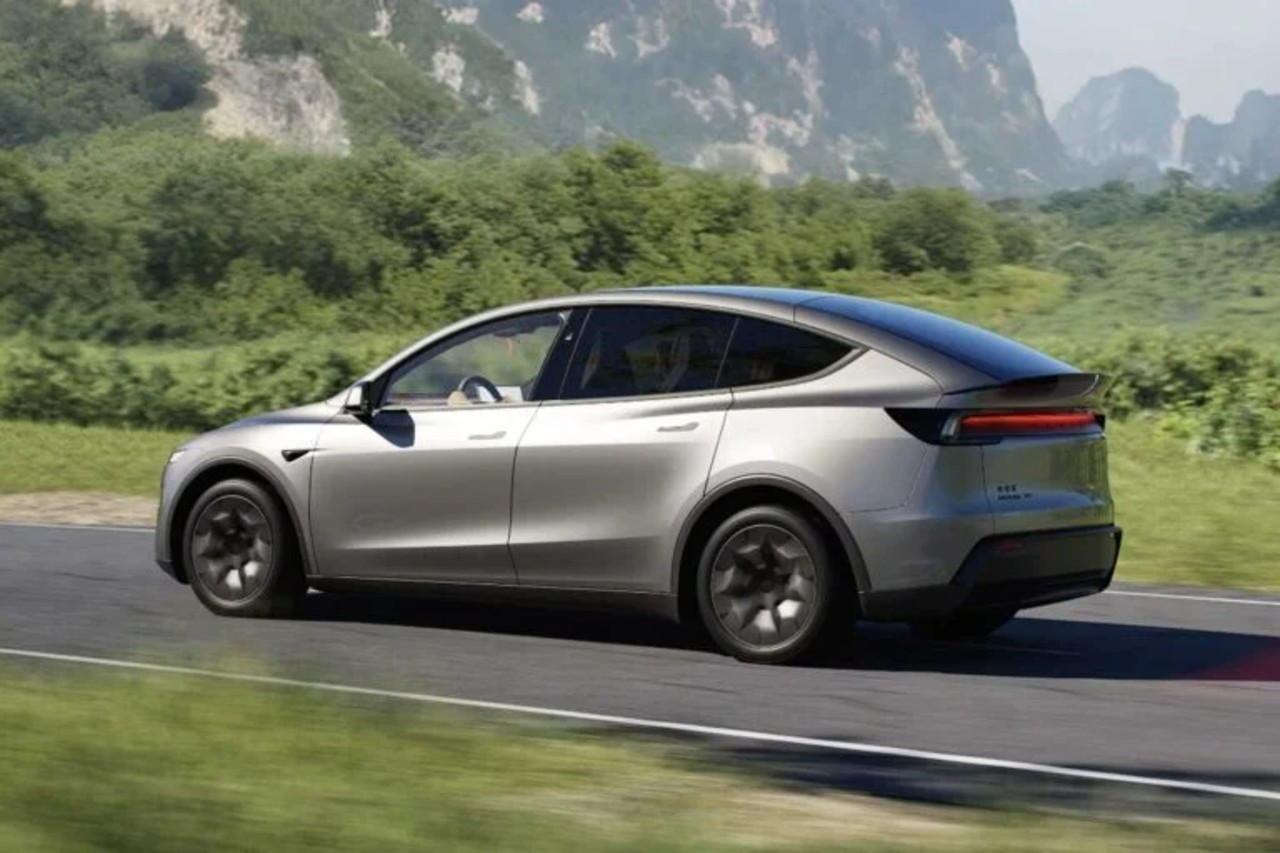 Tesla Model Y L