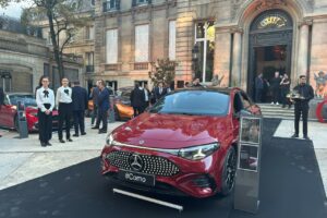 Mercedes-Benz : le groupe Como a organisé le baptême du CLA 