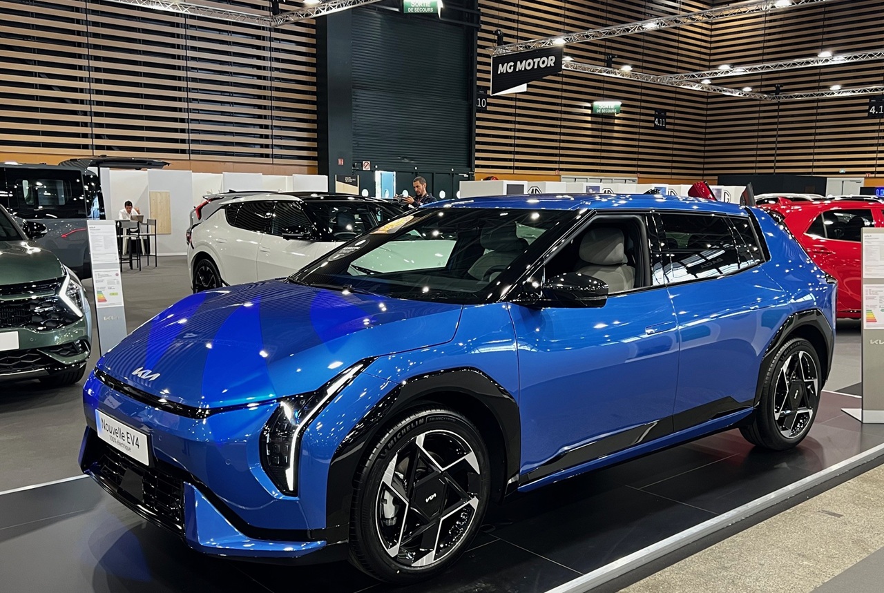 Kia EV4