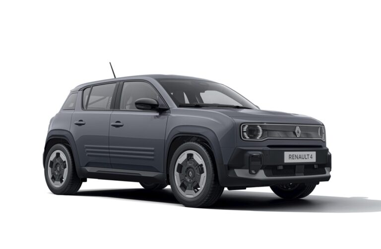 Renault 4 E-Tech vs Citroën ë-C3 : le match des électriques N1 est lancé