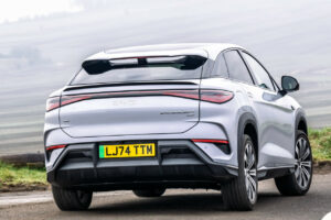 BYD abaisse ses objectifs de volume 2025