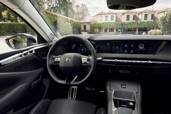 DS N4 essai interieur