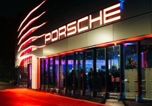 VGRF : Porsche Roissy renaît de ses cendres
