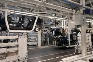 Équipementiers : vers une "voiture européenne" à 80 % locale pour sauver l’industrie automobile
