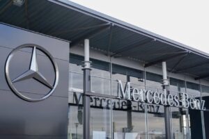 Mercedes-Benz repousse encore le passage au contrat d'agent en Espagne