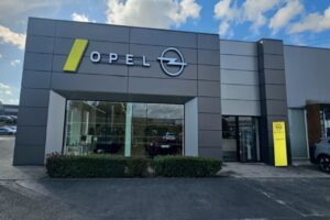 Le groupe Mary reprend Opel à Évreux