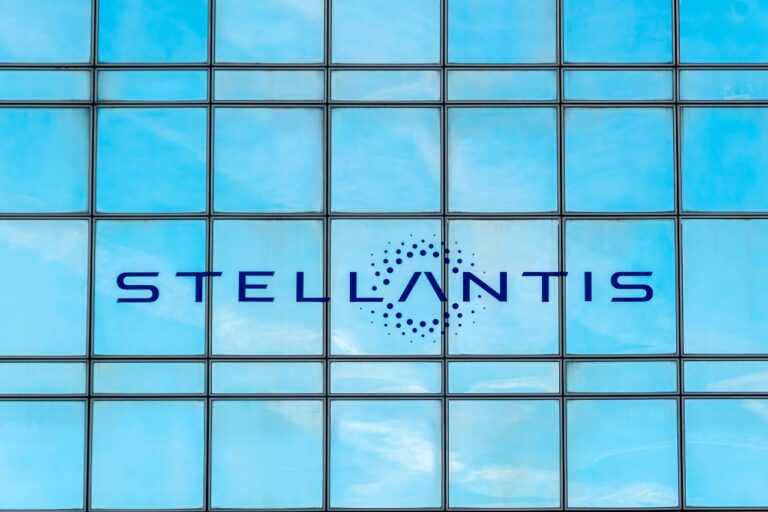 Stellantis : Robert et Xavier Peugeot, deux cousins en lice pour le conseil d’administration
