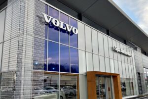 Volvo en zone de turbulences