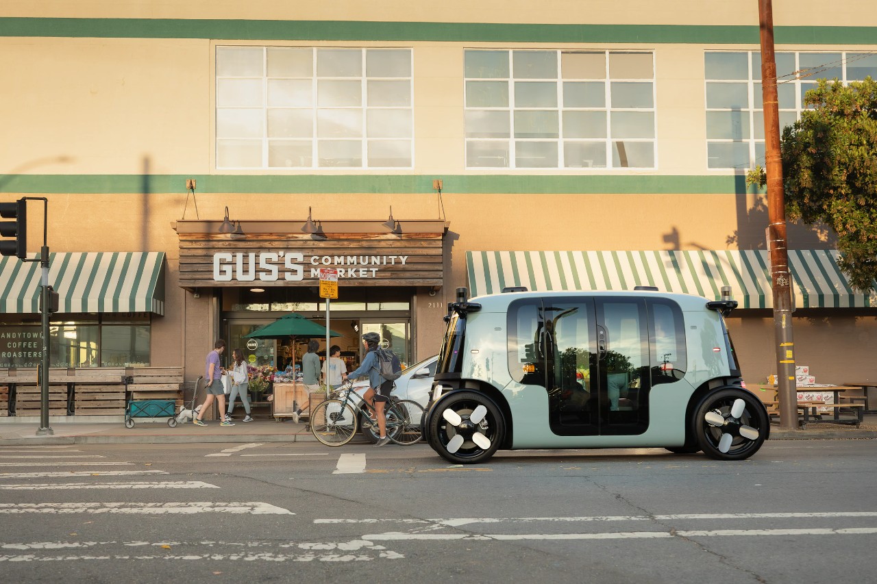 Zoox Amazon robotaxis