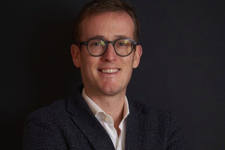 XPeng confie ses ventes BtoB à Louis de Réals