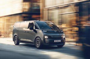 Renault dévoile le nouveau Trafic électrique et donne rendez-vous fin 2026