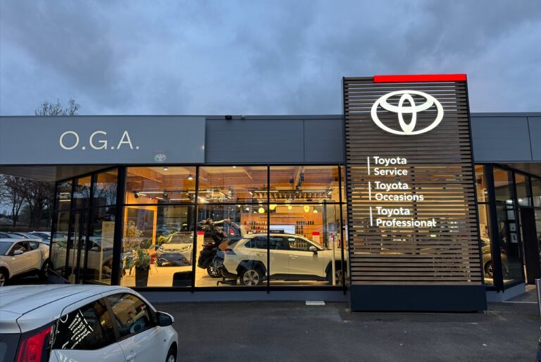GCA reprend le panneau Toyota à Saumur
