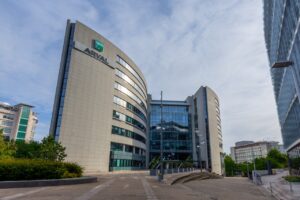 Arval entre officiellement en négociations exclusives avec Mercedes-Benz pour Athlon