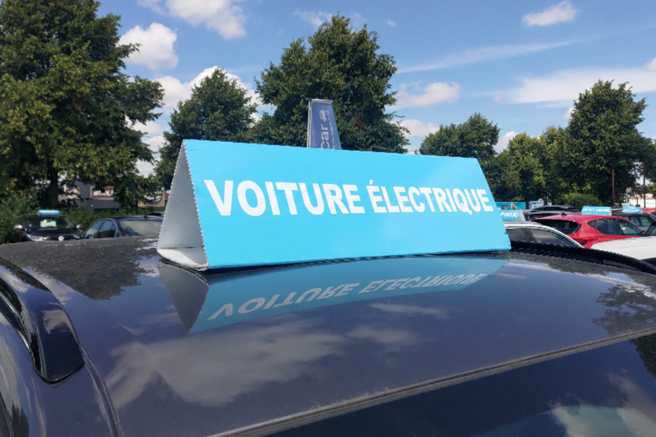 baromètre voiture électrique d'occasion
