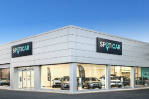 Stellantis : comment l'informatique raccourcit le "time-to-market" des voitures d'occasion