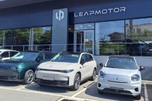 Leapmotor accélère en Europe en s’appuyant sur le réseau Stellantis