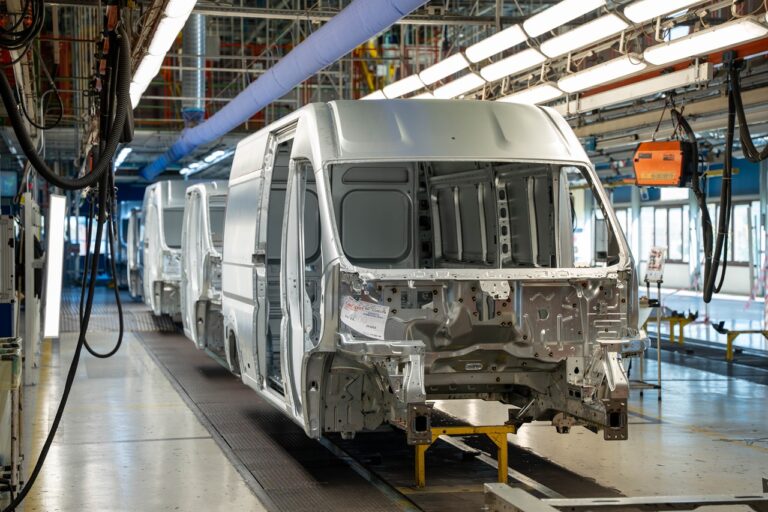 Automobile : le "made in Europe" est en campagne