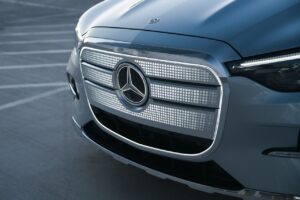 Bénéfice net divisé par deux pour Mercedes-Benz en 2025