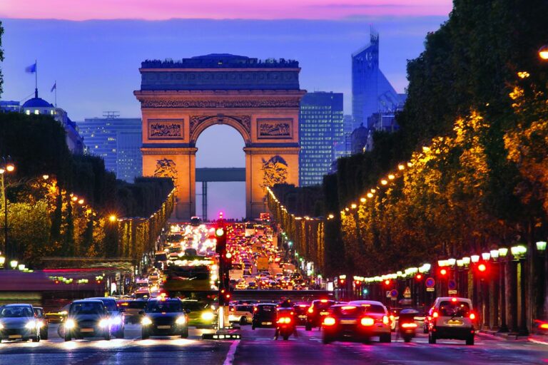 voitures en ville élections municipales 2026