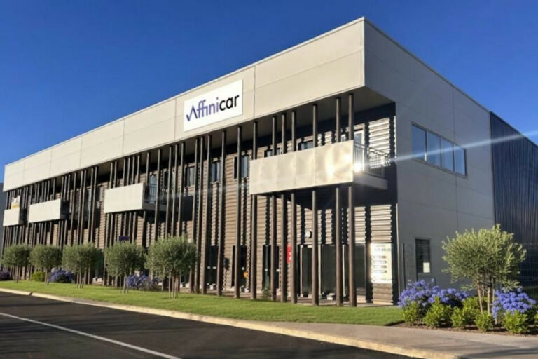 Avec Upsell, Affinicar pousse l