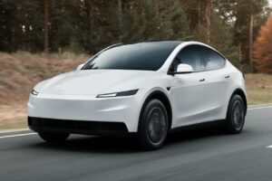 Tesla lance son Model Y en version 7 places