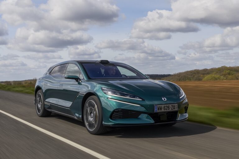 Essai Denza Z9GT : une démonstration de force
