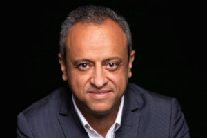 Lahouari Bennaoum, Volkswagen Group France : "Les nouveaux véhicules électriques dynamiseront le marché de l'occasion"