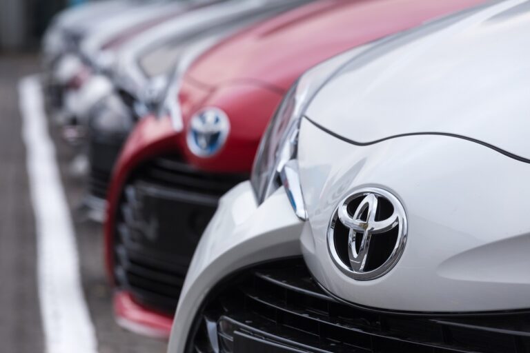 Toyota face à une double facture géopolitique en 2026-2027