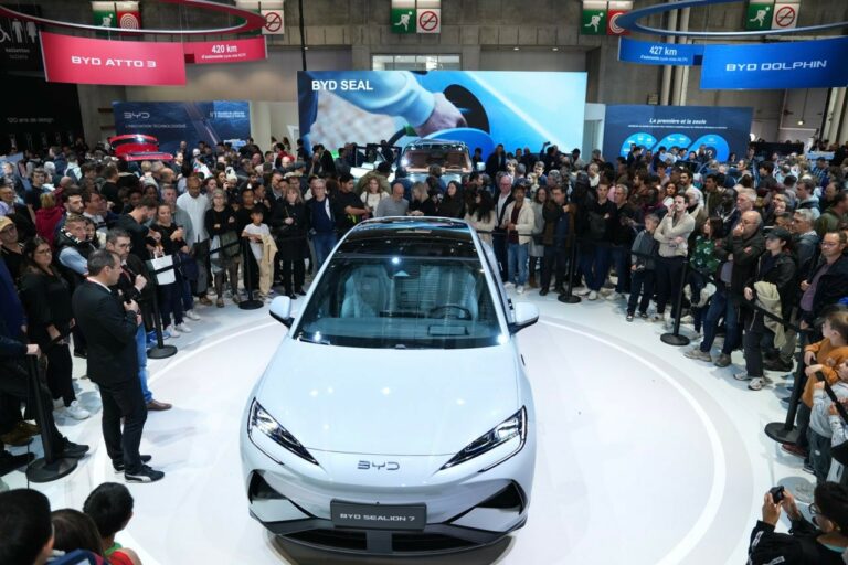 Mondial de l’Auto 2026 : BYD revient en force avec Denza