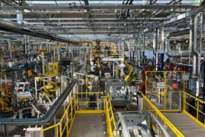 Stellantis, Ford, Volkswagen… les constructeurs européens ouvrent leurs usines aux groupes chinois