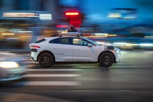 Véhicule autonome : la France réfléchit toujours