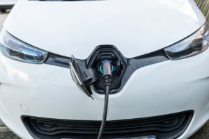 Leasing social : le gouvernement ouvre la voie aux véhicules électriques d’occasion