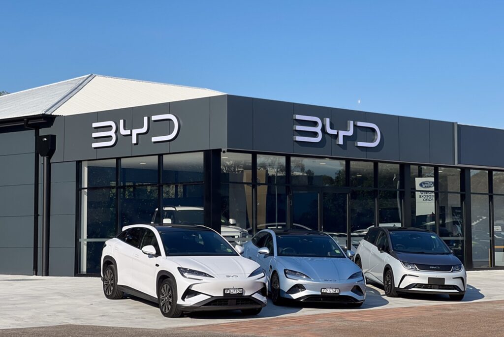 BYD accélère l