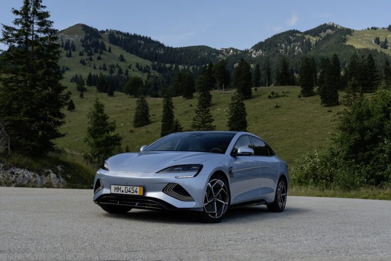 Les électriques portent le marché allemand en mai 2026