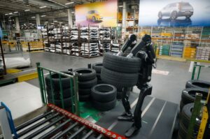 Avec Calvin, Renault ouvre ses usines aux robots pilotés par l’IA