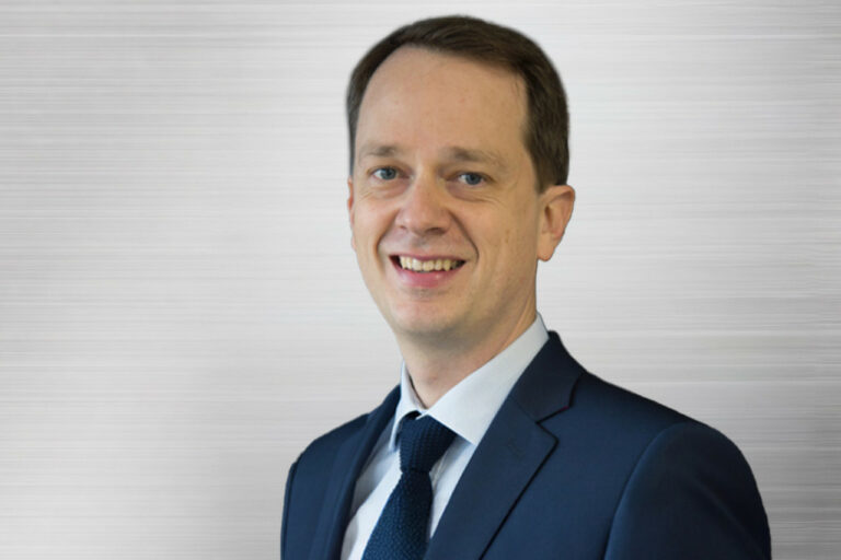 Stellantis choisit Louis-Marie Chevalier pour piloter Spoticar France