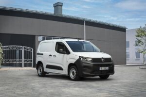 Stellantis simplifie ses fourgons compacts, baisse des prix en vue