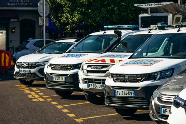 Verdissement des flottes : l’État français veut montrer l