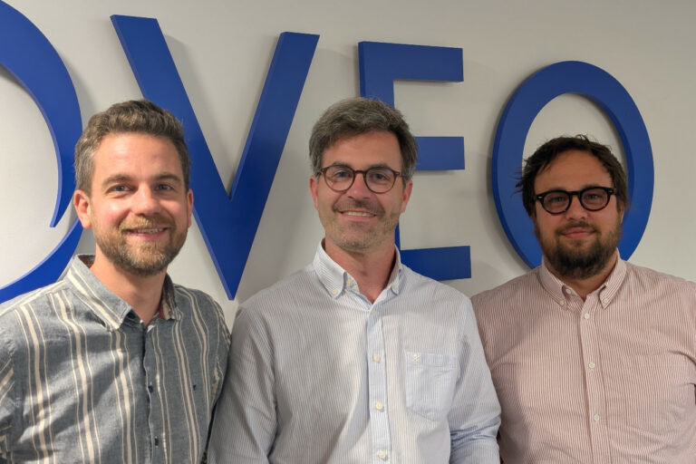 Oveo enrichit ses services aux professionnels avec la cotation des voitures d