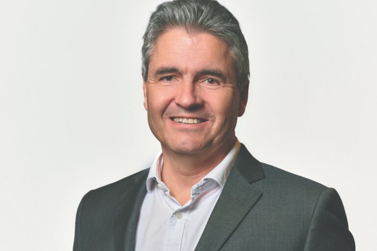 Amaury de Bourmont Car Avenue
